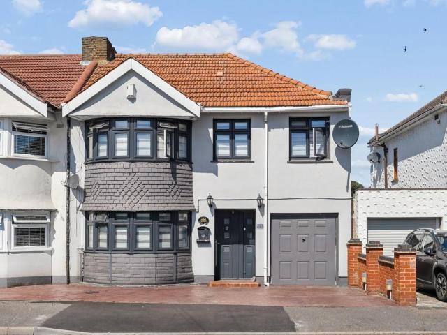 House for sale in West Heath, Greater London