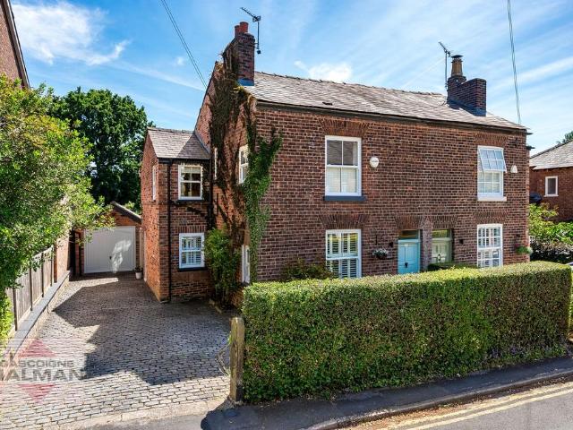 House for sale in Fulshaw Park, Wilmslow