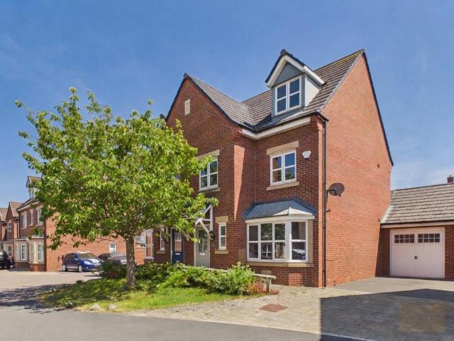 House for sale in Gloucester, Gloucestershire