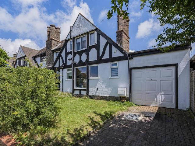 House for sale in Seaford, Iford