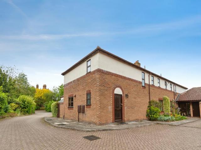 House for sale in Sudbury, Chelmondiston