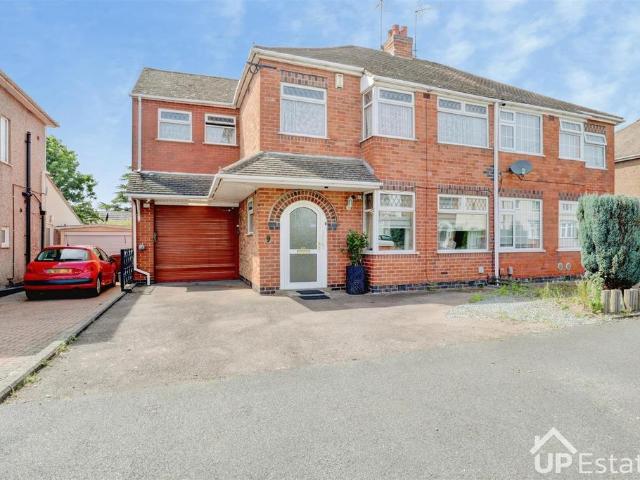 House for sale in Stretton Baskerville, Barton