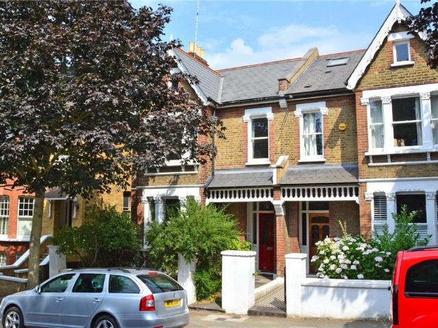 House for sale in East Greenwich, Greater London