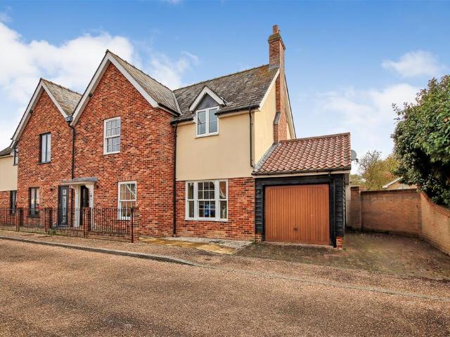 House for sale in Commercial End, Barway