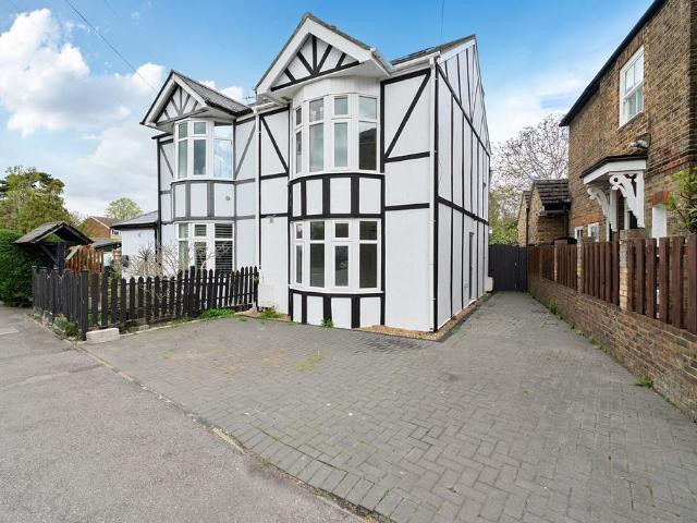House for sale in Clewer Village, Windsor
