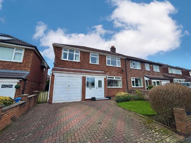 House for sale in Ashton upon Mersey, Trafford Park