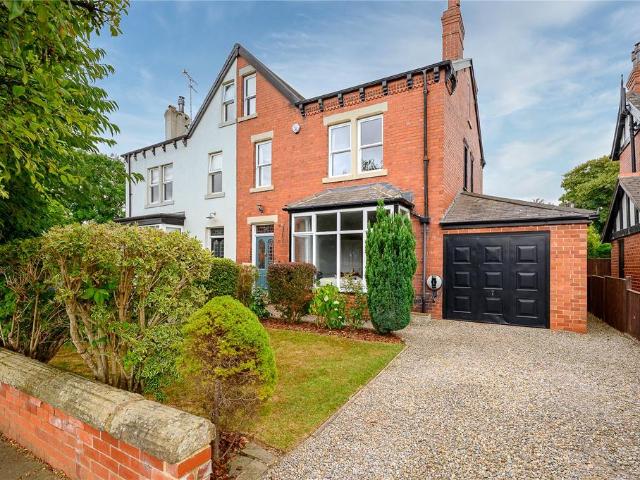 House for sale in Collingham, West Yorkshire