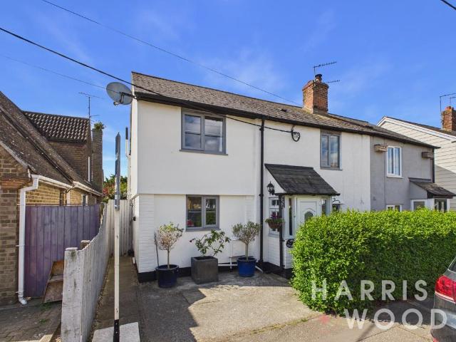 House for sale in Dale Hill, Essex
