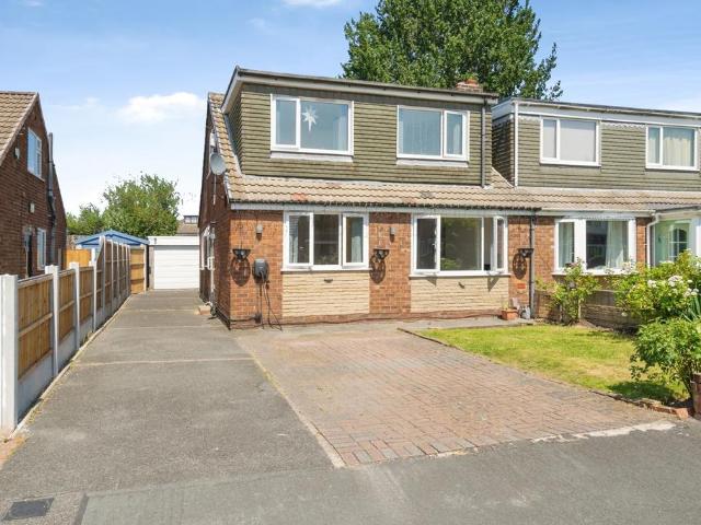 House for sale in Hindley Green, Wigan