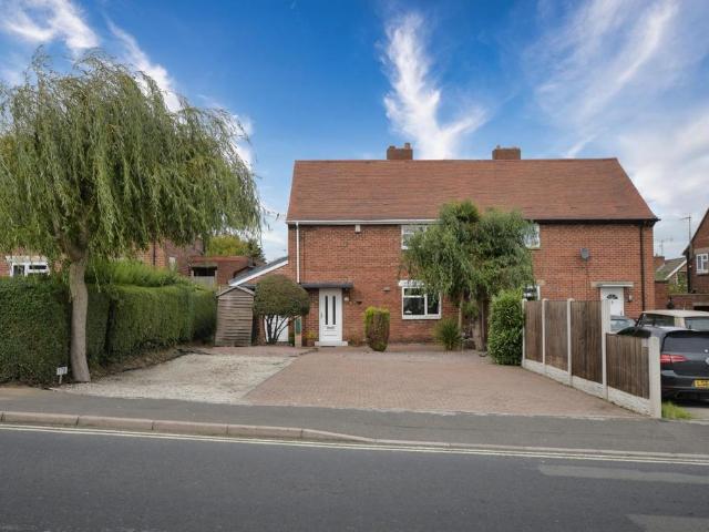 House for sale in Tupton, Brackenfield