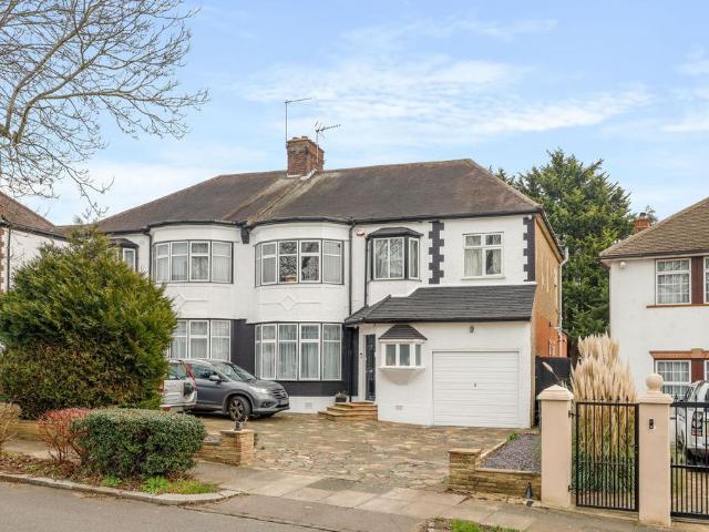 House for sale in New Southgate, Isle Of Man