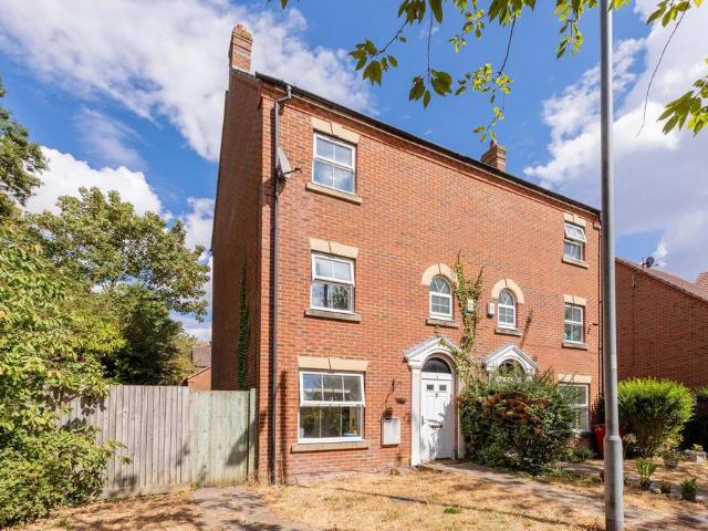 House for sale in Slough