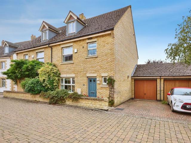 House for sale in Peterborough
