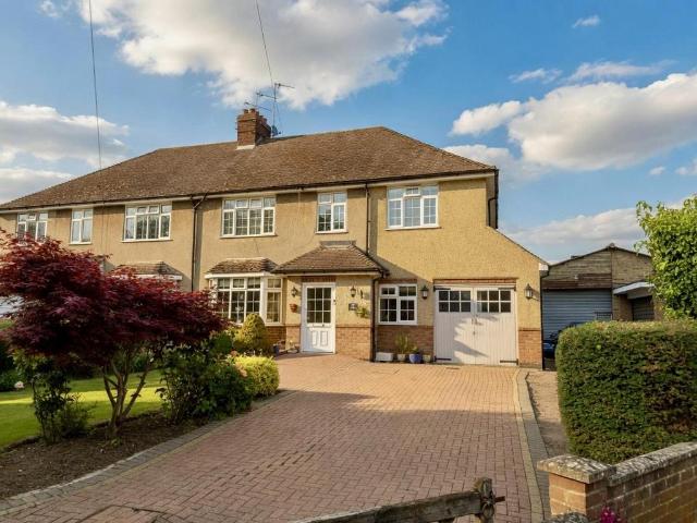 House for sale in Harpole, Northamptonshire