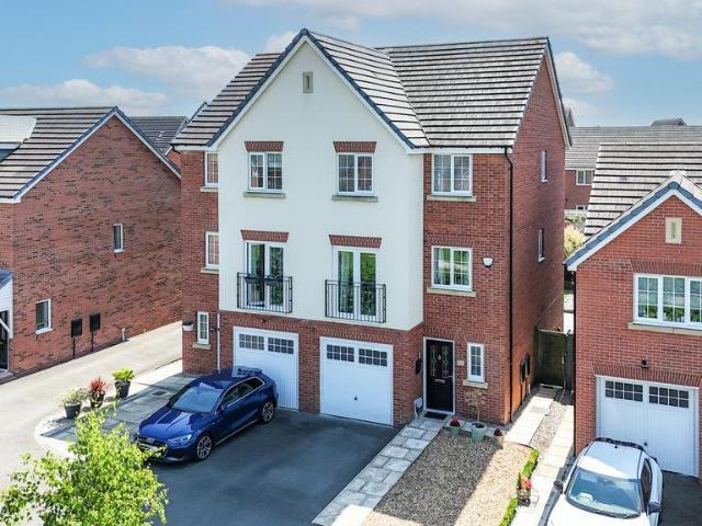 House for sale in Shevington Moor, Wigan