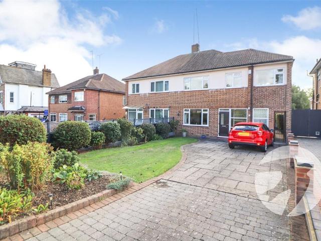 House for sale in London Borough of Bexley, Greater London