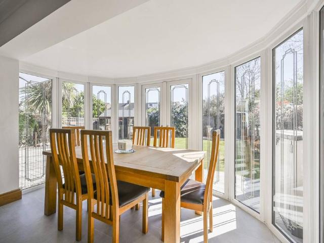 House for sale in Chingford, Greater London