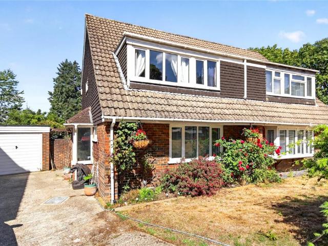House for sale in Staplehurst, Bracknell
