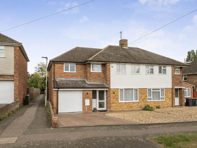 House for sale in Bedford