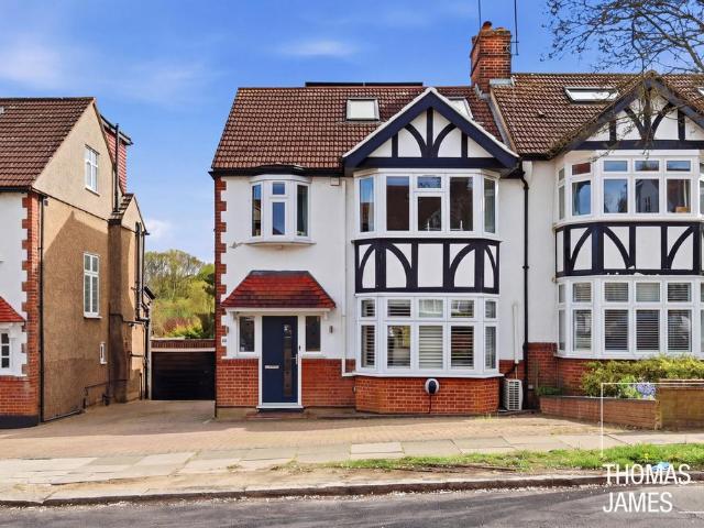 House for sale in Southgate, Oakwood