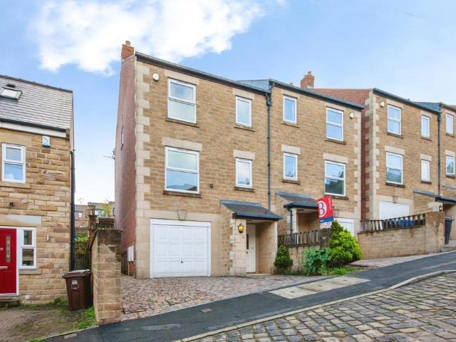 House for sale in Lower Walkley, Sheffield