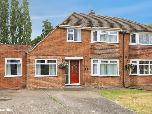 House for sale in Ettingshall Park, West Midlands