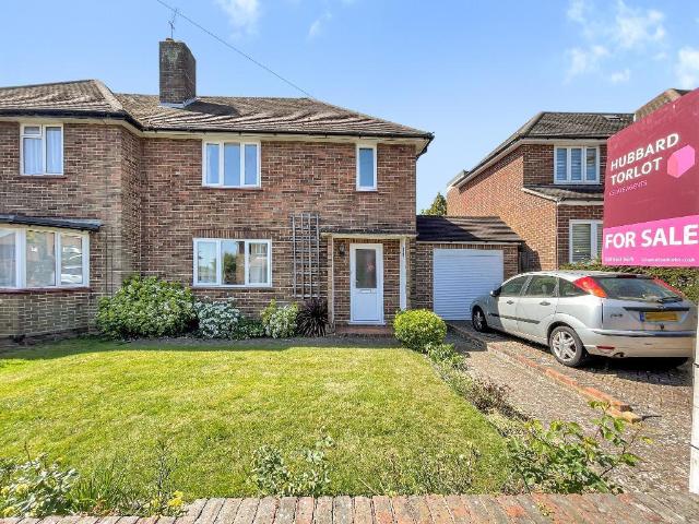 House for sale in London Borough of Croydon, Sanderstead