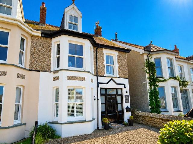 House for sale in Tintagel, Cornwall