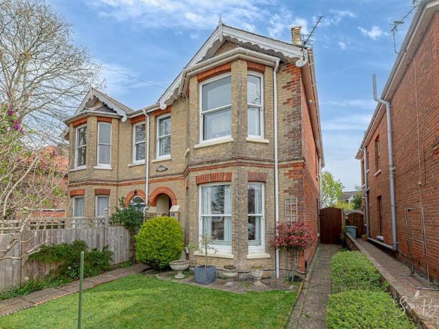 House for sale in Elmfield, Ryde