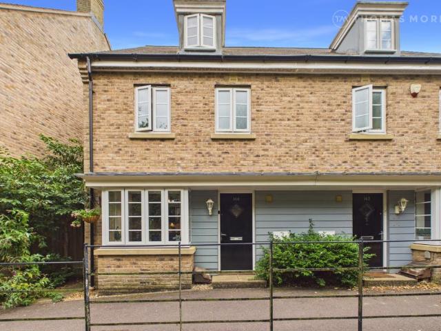 House for sale in Loves Farm, Huntingdon