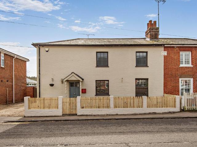 House for sale in Cranbourne, Winkfield