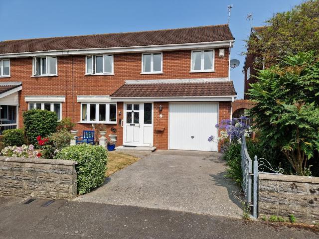House for sale in Porthcawl, Newton