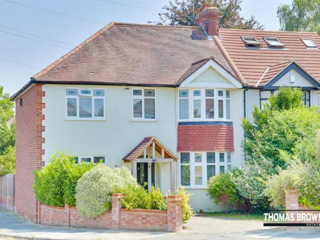 House for sale in Goddington, Greater London