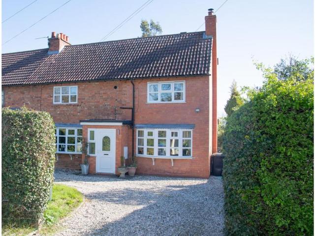 House for sale in Alderminster, Warwickshire