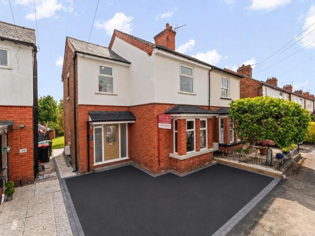 House for sale in Castle, Leftwich