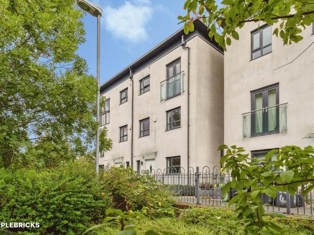 House for sale in Lower Broughton, Salford