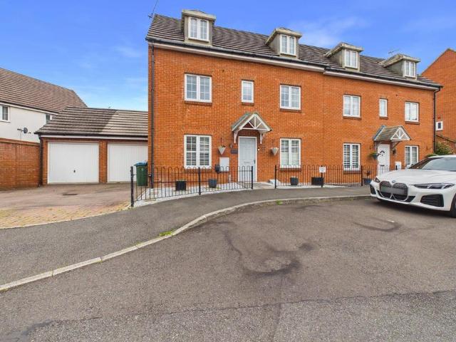 House for sale in Walton, Aylesbury