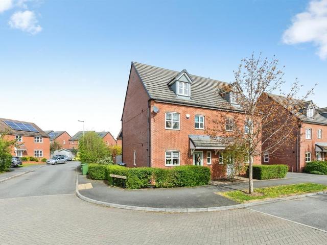 House for sale in Alderminster, Warwickshire