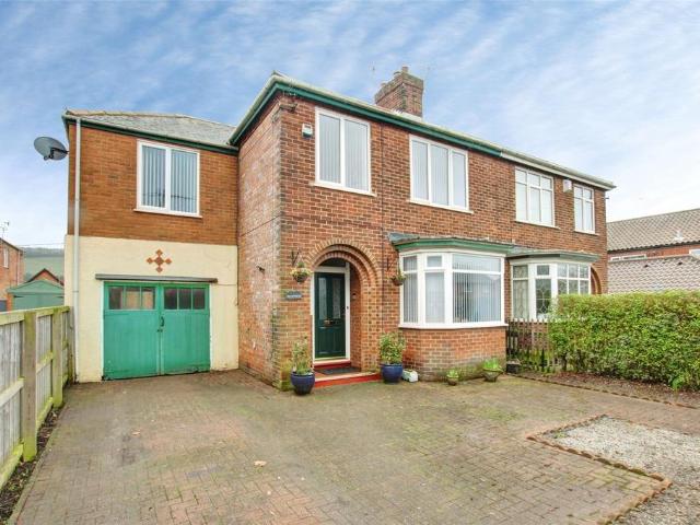 House for sale in Esh