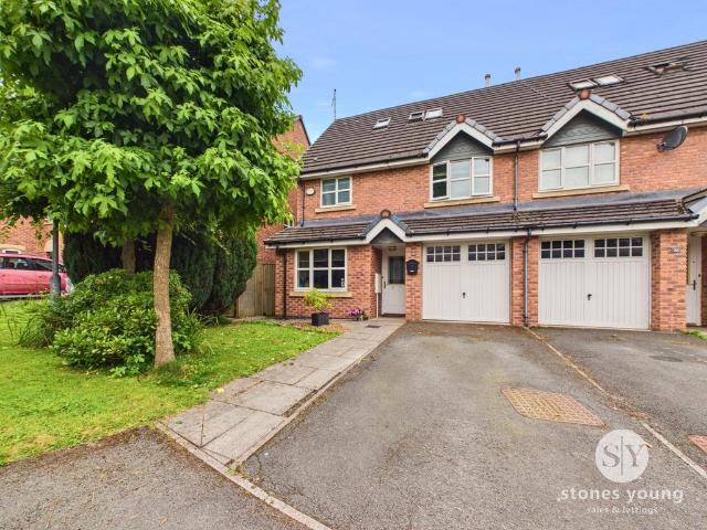 House for sale in Oakenshaw, Backburn