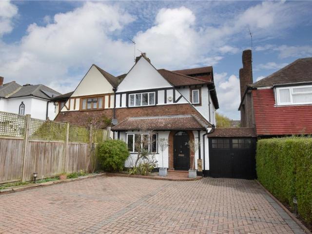 House for sale in Kidbrooke, Greater London
