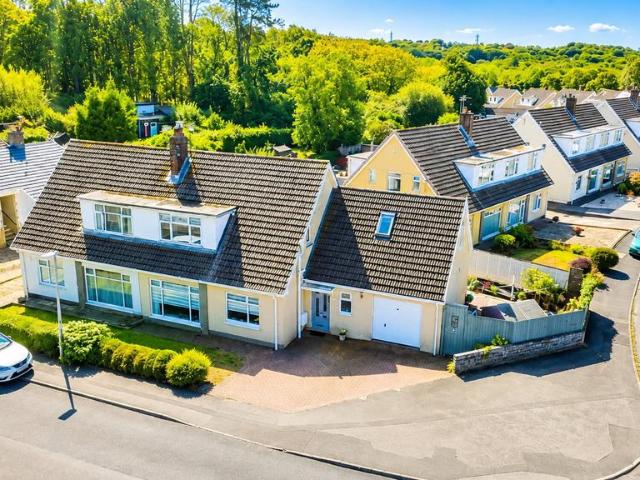 House for sale in Pontlliw and Tircoed, Pontlliw