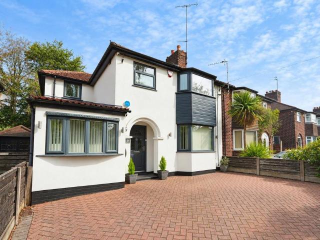 House for sale in Georgia, Greater Manchester