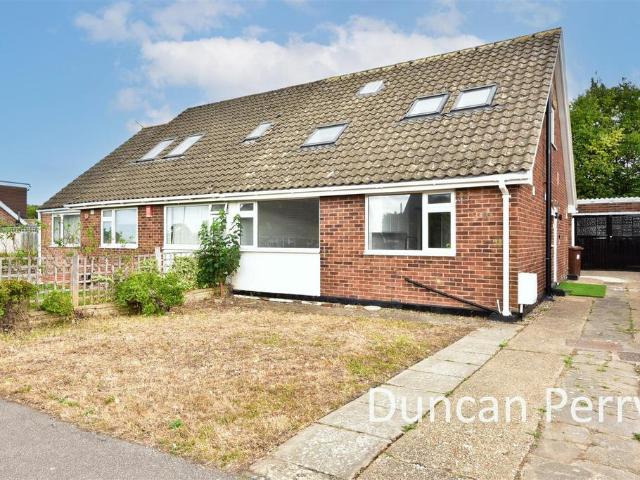 House for sale in Potters Bar, Isle Of Man