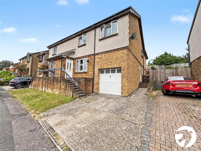 House for sale in Wayfield, Chatham