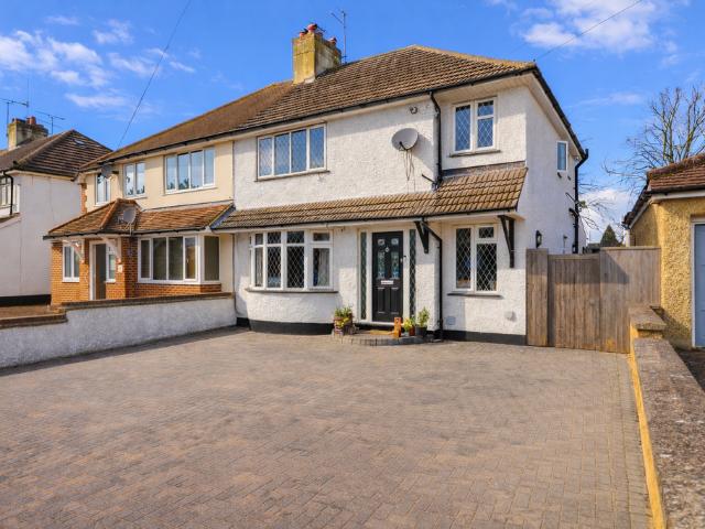 House for sale in Five Acres, Hertfordshire