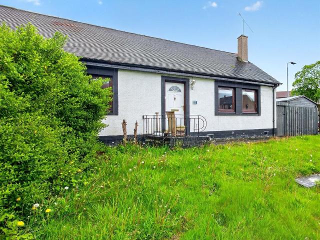 House for sale in Coalsnaughton, Scotland