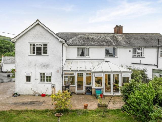 House for sale in Llandinam, Wales