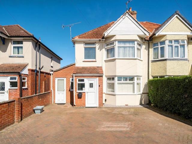 House for sale in Maybush, City Of Southampton