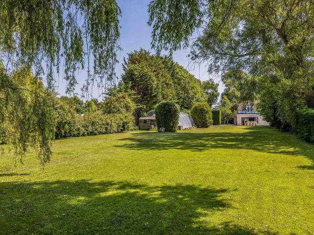 House for sale in Littlecote, West Sussex